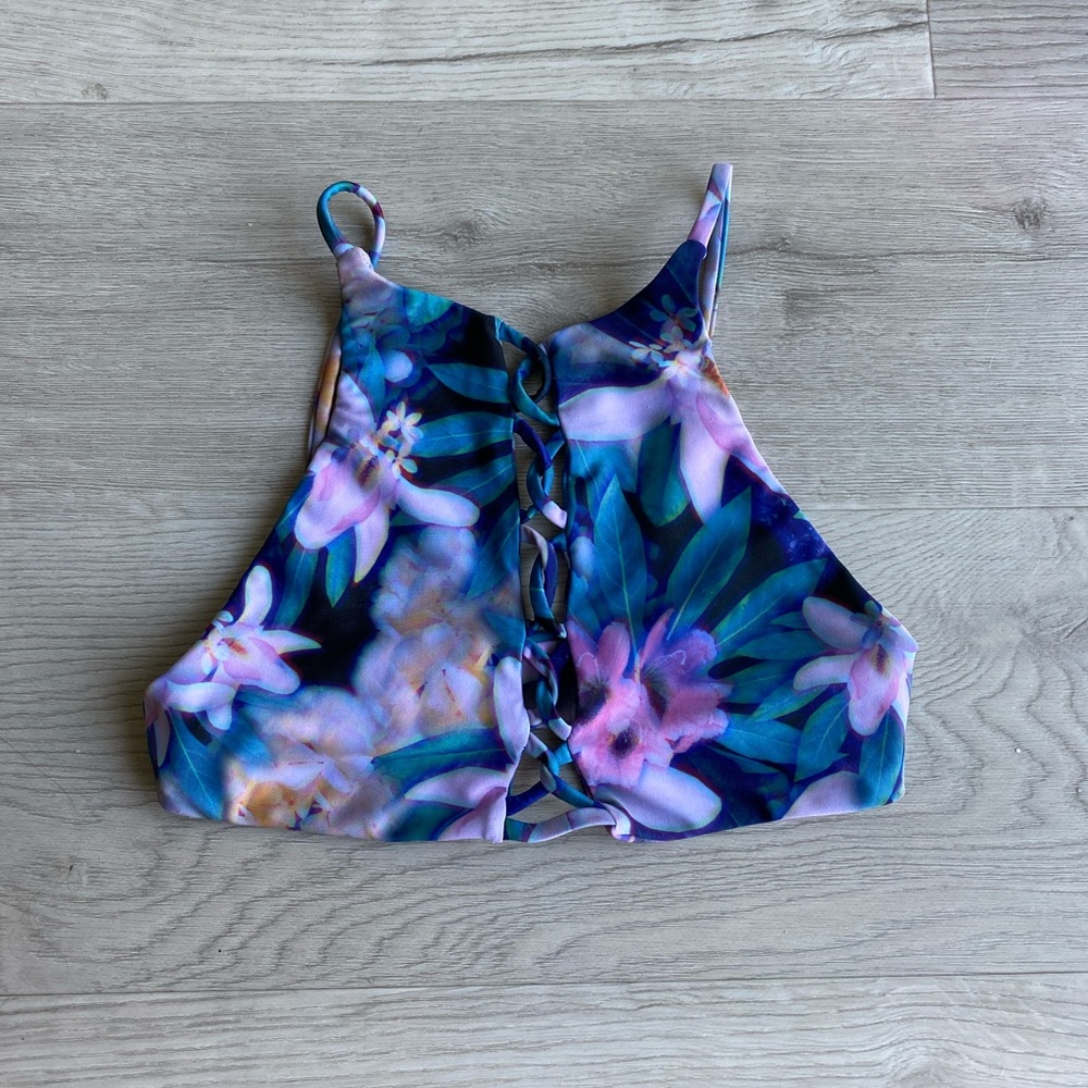 - Stone Fox Swim Bikini Top S Floral